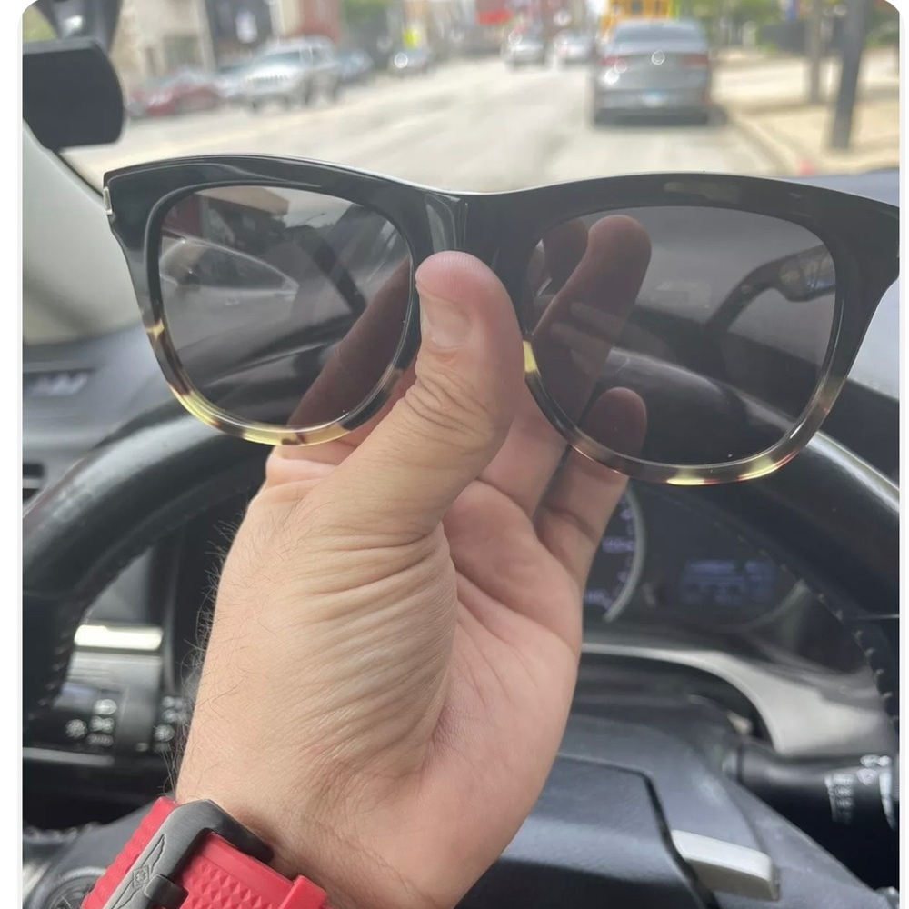 Brand new Saint Laurent sunglasses !!